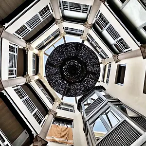 7 Pierres Riad